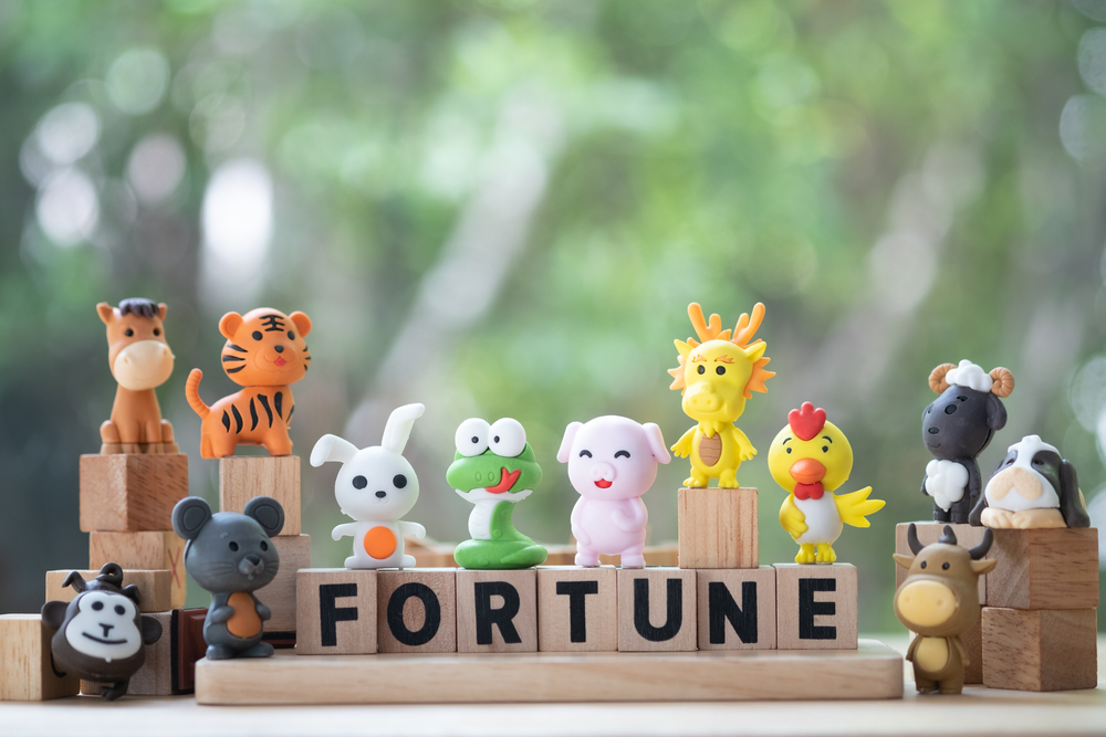 2026 馬年光明燈點了沒？哪些生肖犯太歲？開工開運該注意什麼？各國十二生肖文化解析